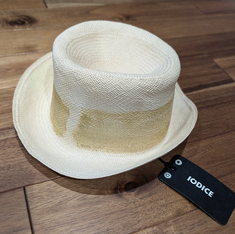 Bucket hat New